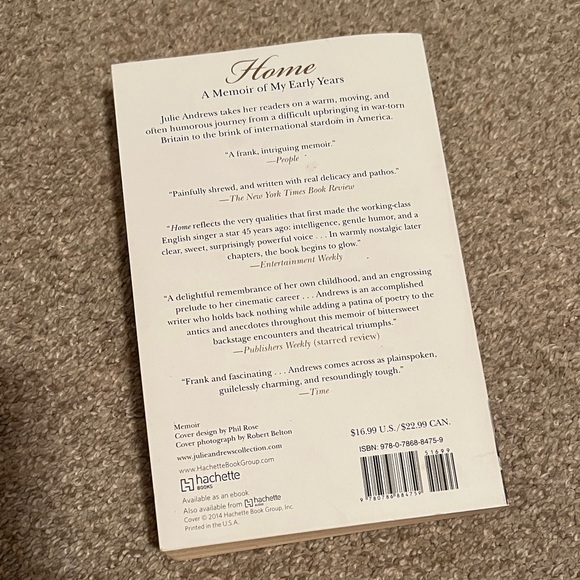 "Home: A Memoir of My Early Years" Paperback Book by Julie Andrews - Picture 2 of 3